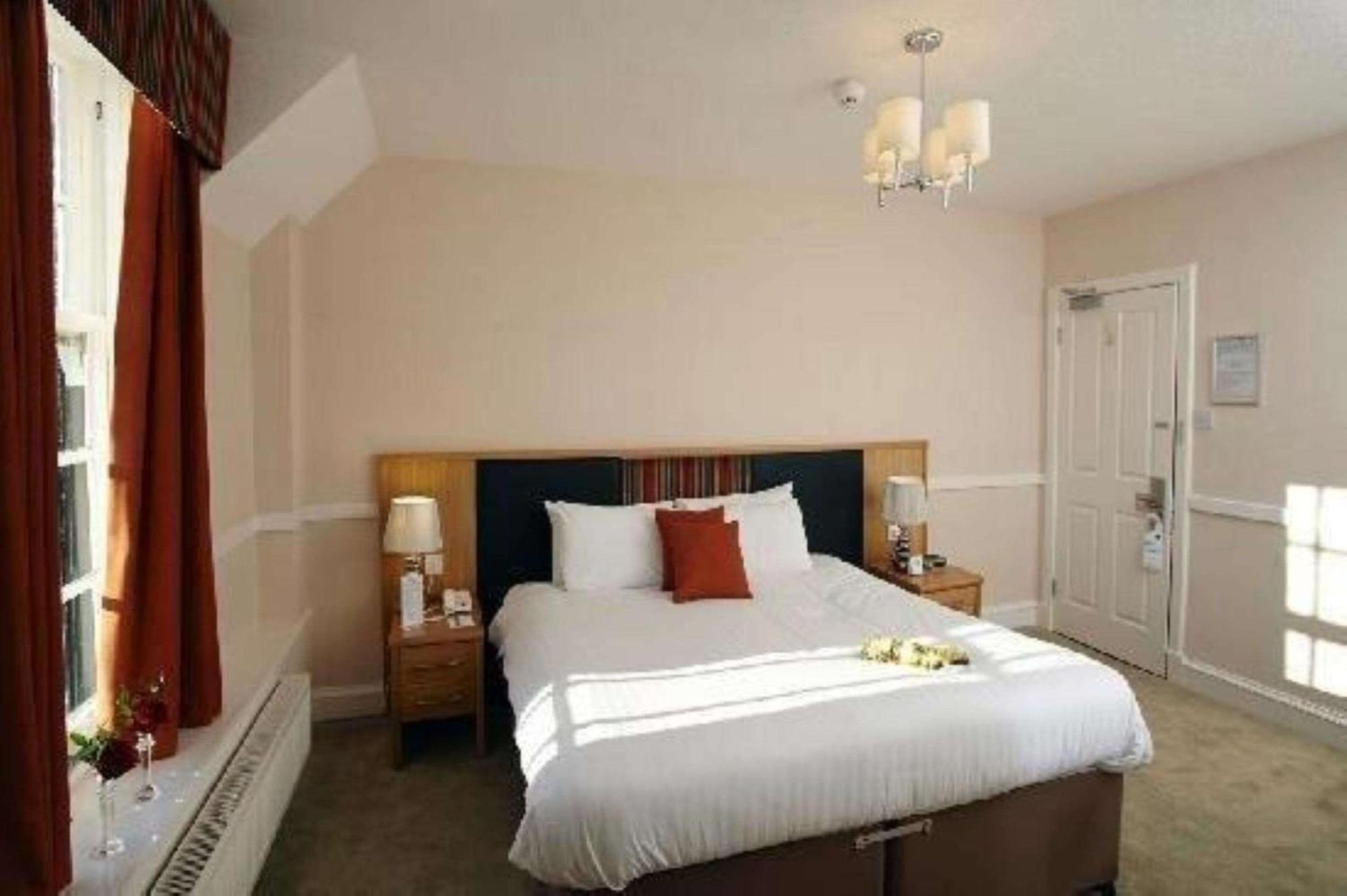 Buchanan Arms Hotel & Leisure, Sure Hotel Collection Drymen Exterior photo